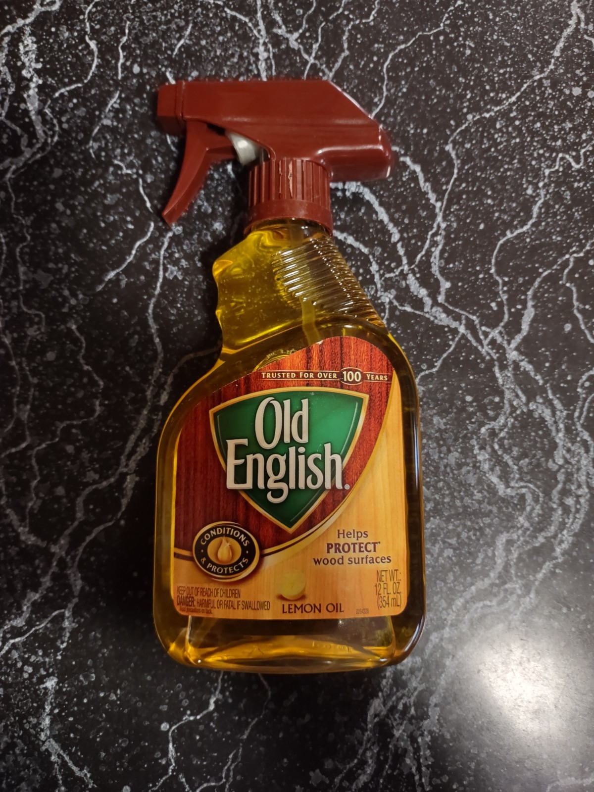 Old English Lemon Oil Wood Polish (12 Fl. Oz.)