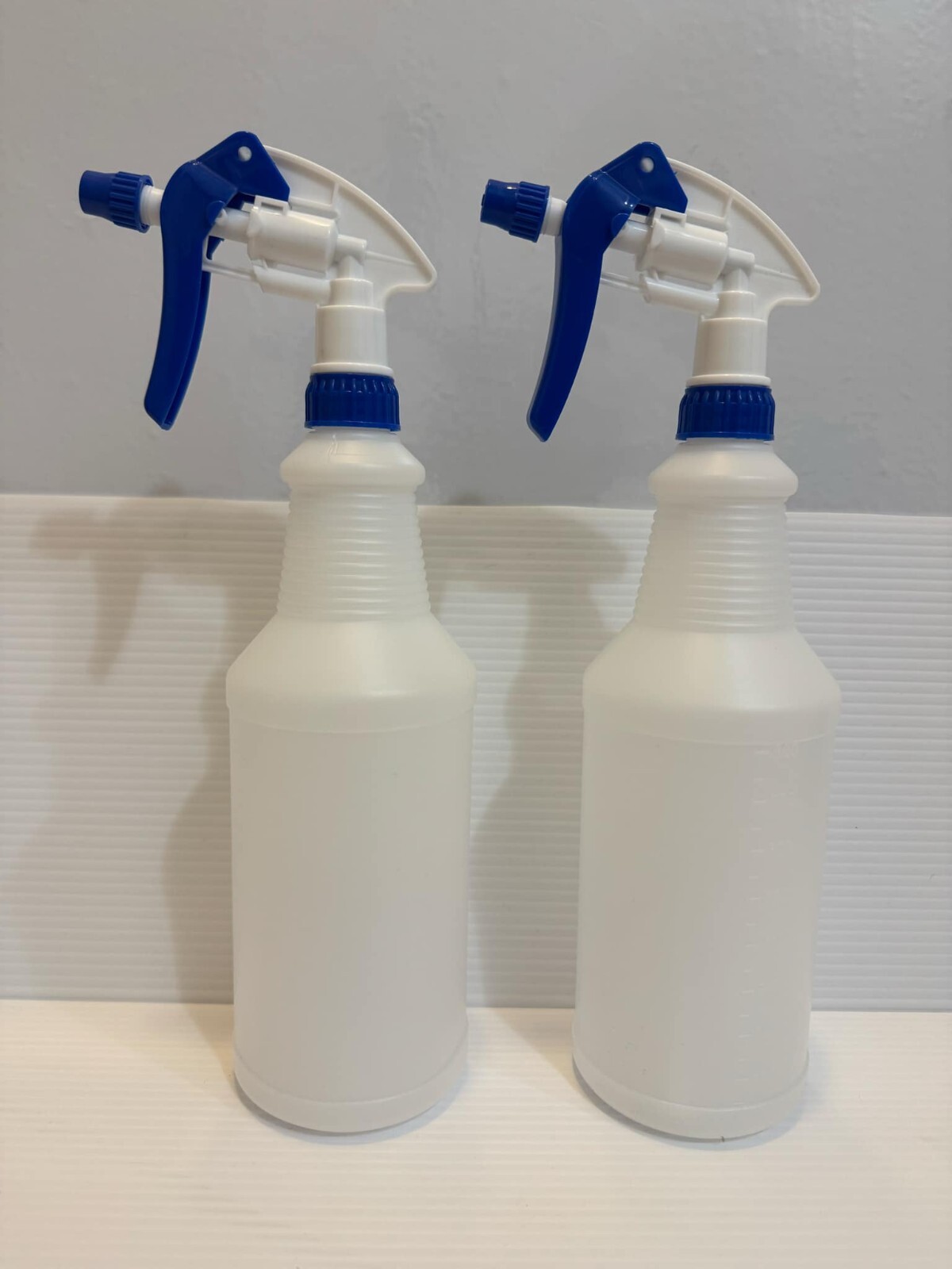 Heavy Duty Triggers with Plastic Spray Bottles 32 oz (2 Pack)