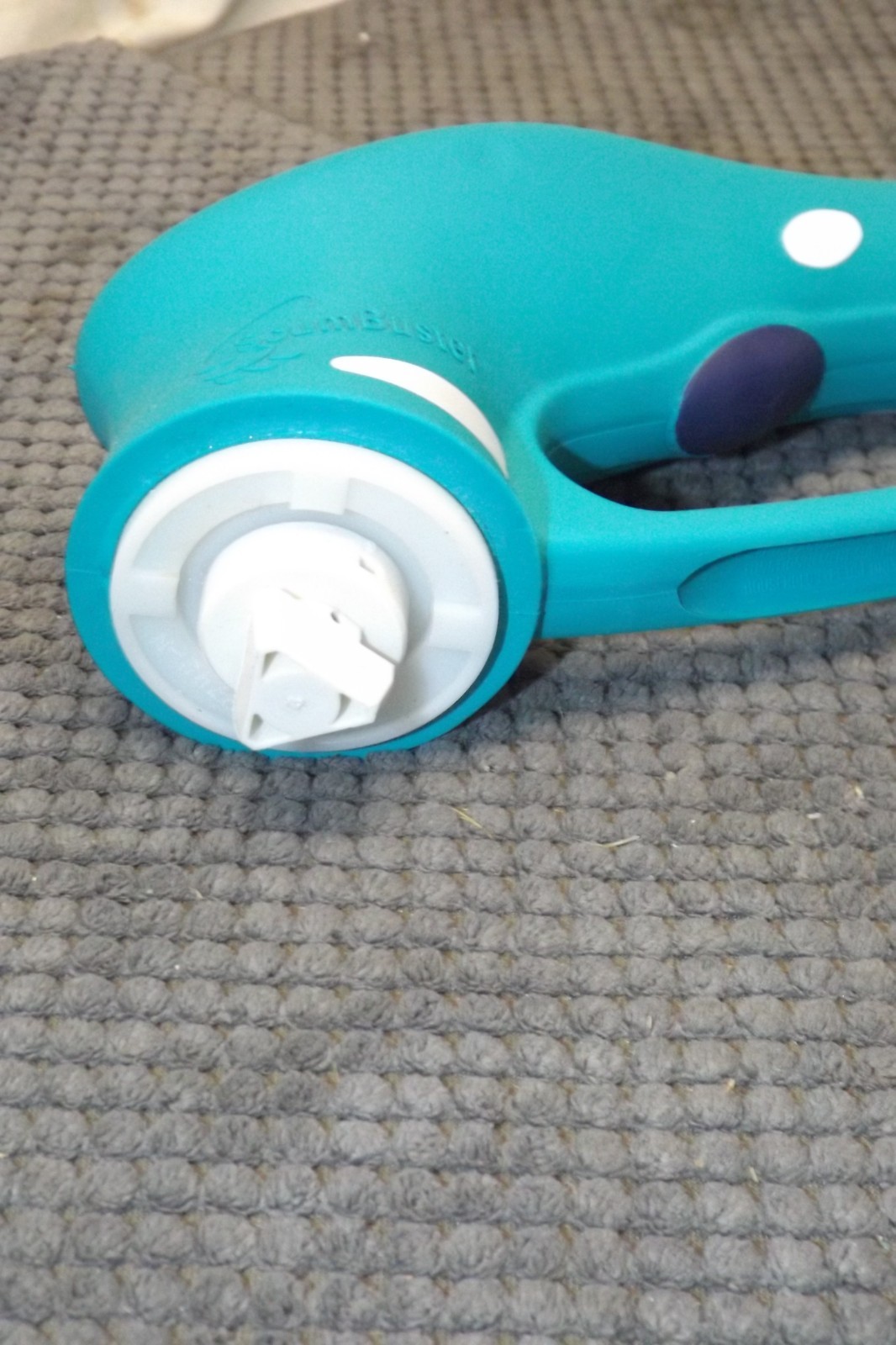 BLACK & DECKER SCUMBUSTER CORDLESS SCRUBBER SB400T MAIN UNIT/HANDLE ONLY**NEW