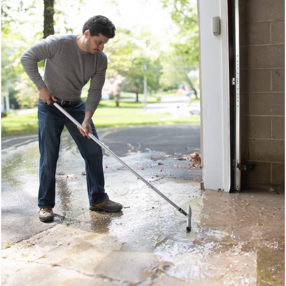 18 In. Moss Rubber Floor Squeegee