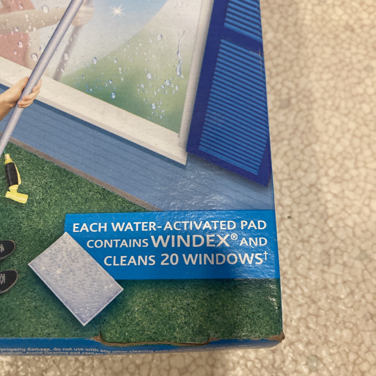 NEW Sealed Windex Outdoor All-In-One Glass & Window Cleaning Tool Starter Kit