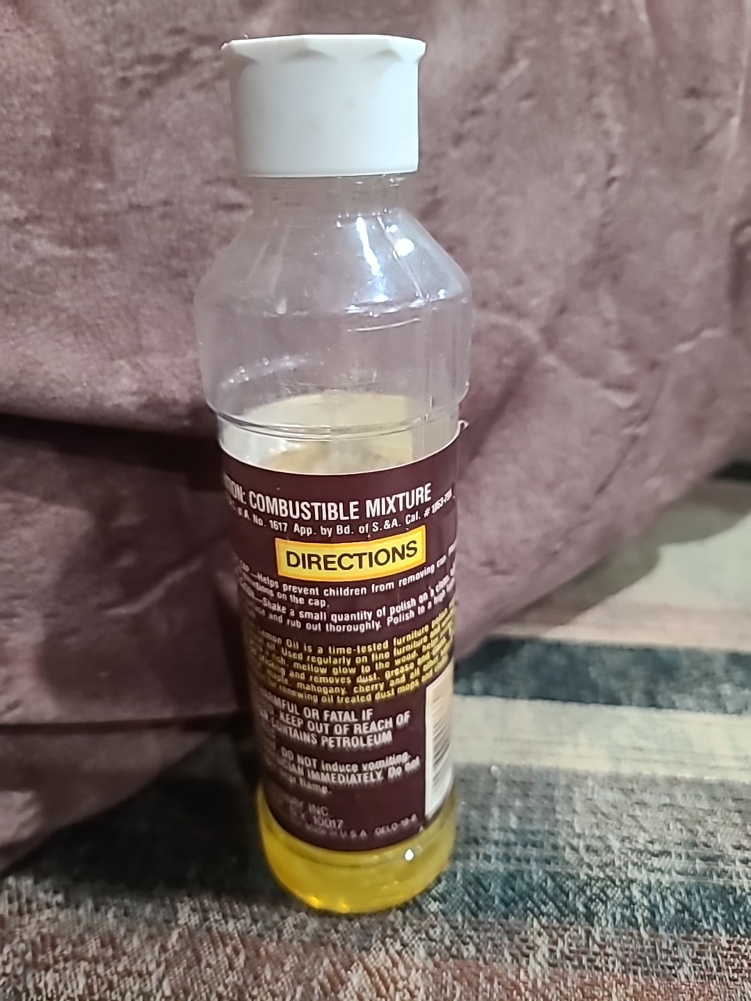 Vintage Genuine Old English Lemon Oil Furniture Polish 8 fl oz ~ Half Full-