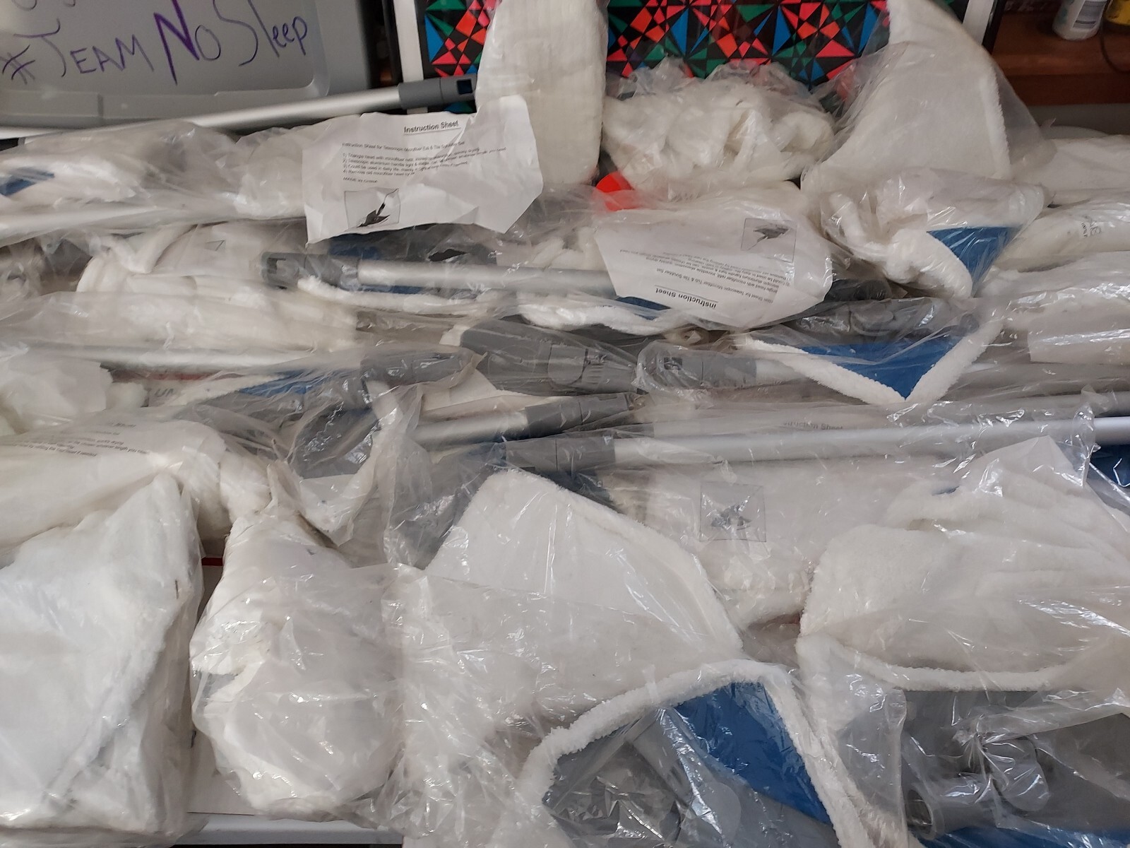 Lot Of 25 Pieces Extendable Tub And Tile Scrubber + Heads See Photos T3#79