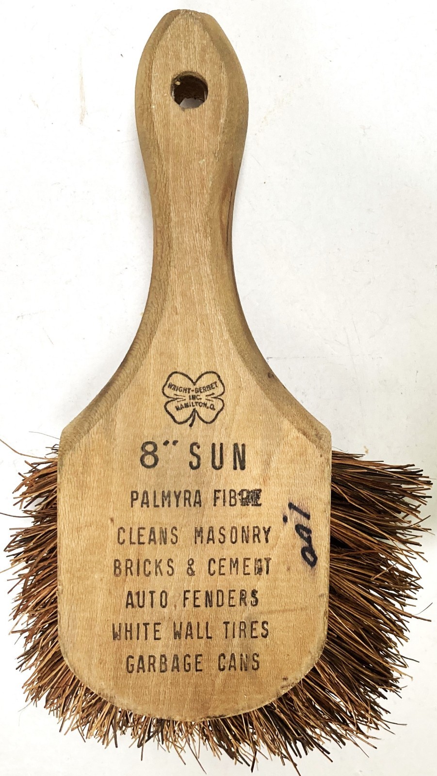 WRIGHT-BERNET, INC., HAMILTON, O. PALMYRA FIBRE 8″ SUN CLEANING BRUSH