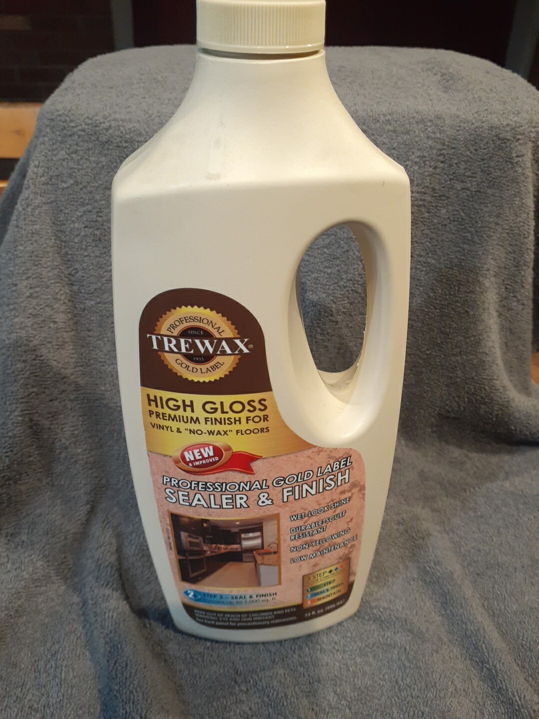 Trewax High Gloss Preimium Finish Floor Sealer & Finish Liquid 32 Vinyl & No Wax