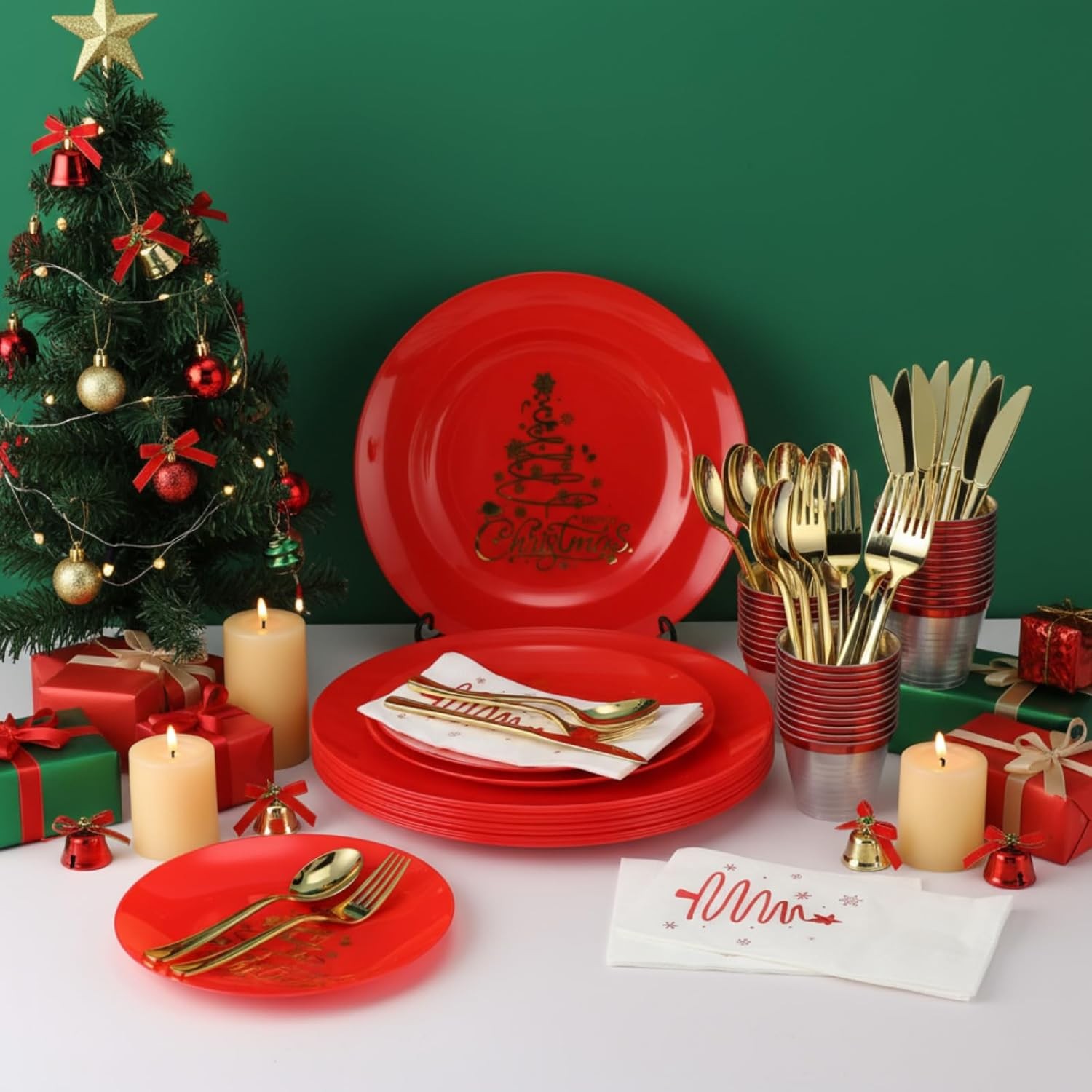 Shellwei Christmas Plastic Dinnerware Set, Xmas Disposable Plates Includes 40