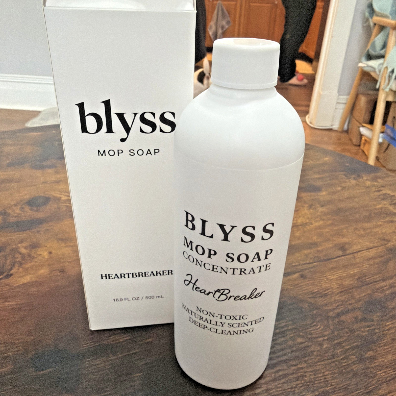 Blyss Mop Soap Heartbreaker 16.9 Fluid Oz/ 500ml exp. date 2028