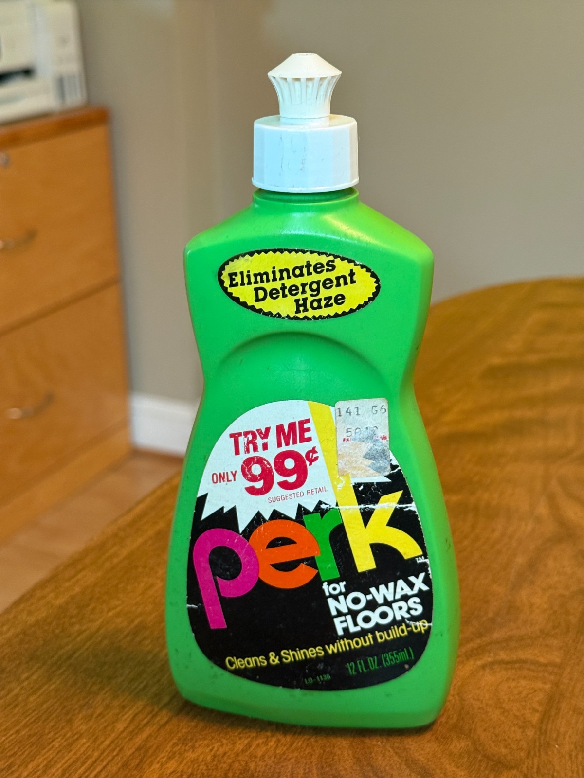 VINTAGE PERK CLEANER FOR LINOLEUM NO WAX FLOORS 12 OZ FULL BOTTLE
