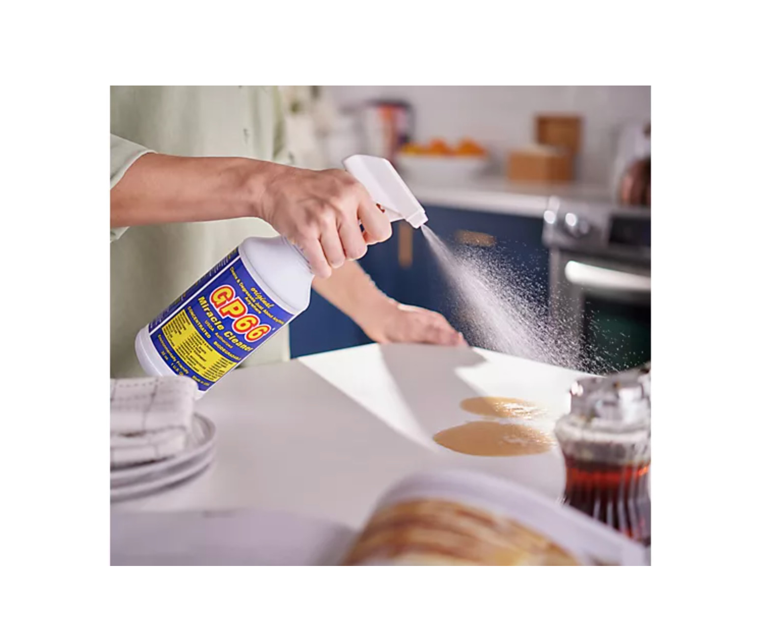 GP66 1-Gallon Miracle Cleaner & Degreaser w/ Spray Bottle