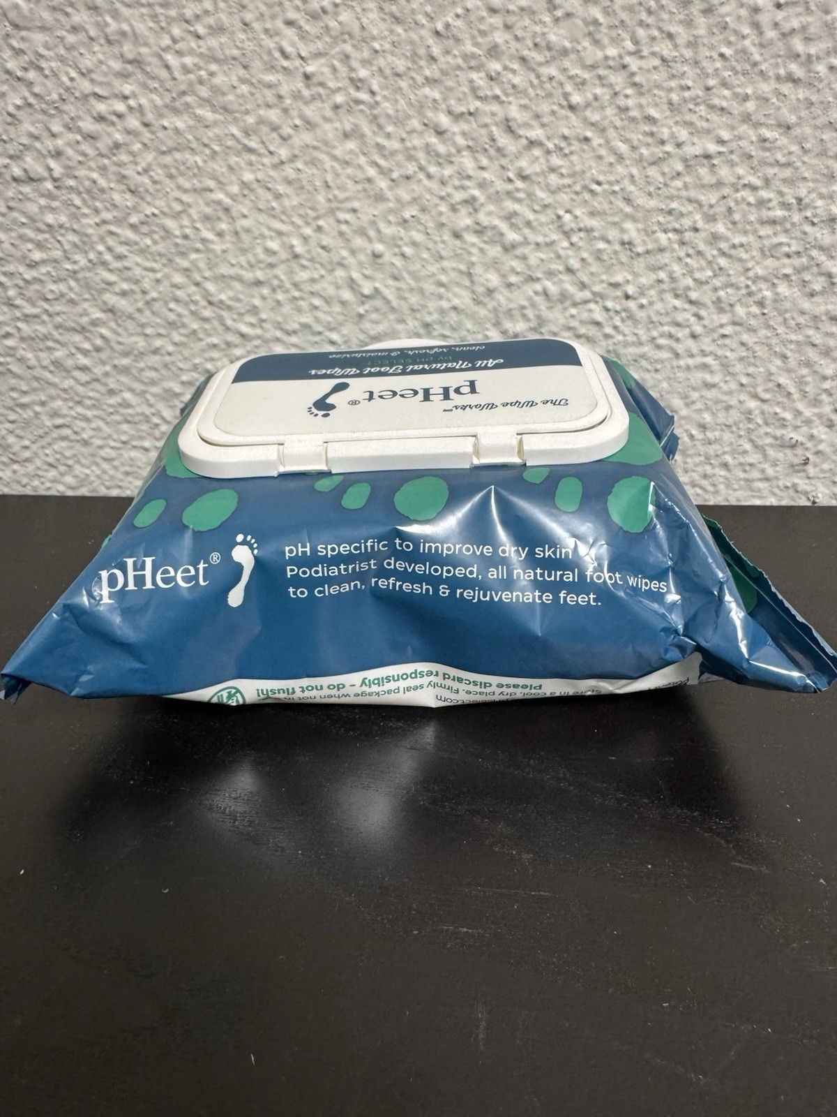 pHeet® Foot Wipes All Natural, Cleaning, Moisturizing, Itching 72 Wipes