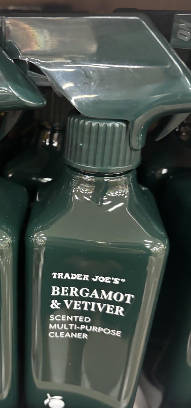Trader Joe’s BERGAMOT & VETIVER SCENTED MULTI-PURPOSE CLEANER Spray Holiday New