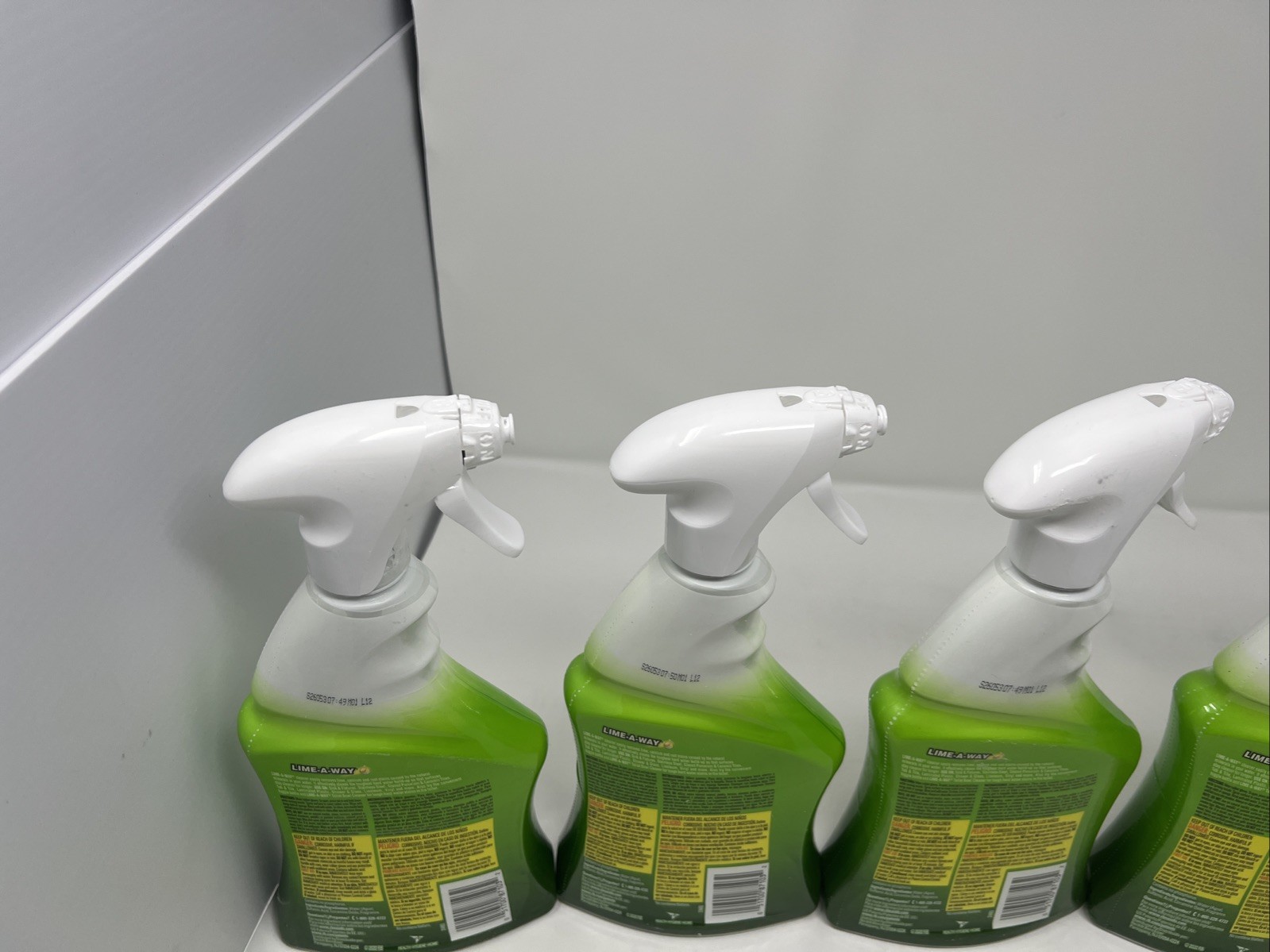 LIME-A-WAY 87103 22 oz. Spray Bottle Lime, Calcium and Rust Remover (6/CT) New