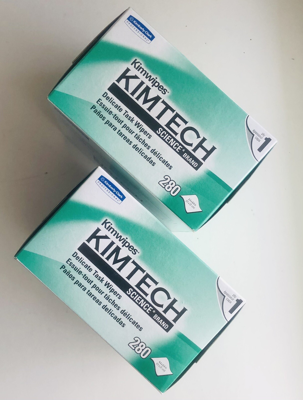 KIMTECH SCIENCE 34155 Delicate Task Wipes -WHITE 4.4″ x 8.4″ (2 Box of 280)