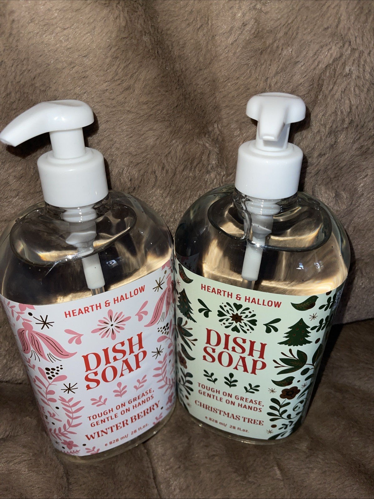 2-Pack Hearth & Hallow Set ~ Christmas Tree Winter Berry Dish Soap 28 fl oz Each