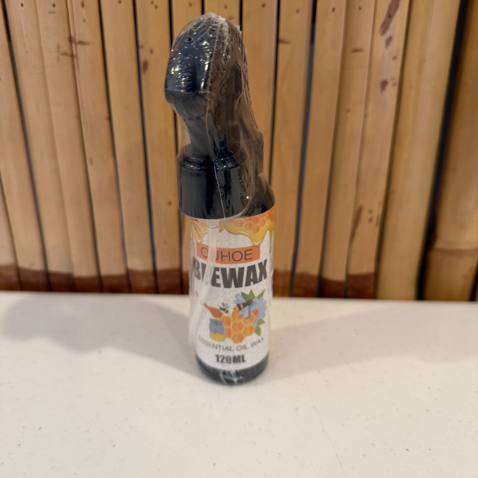 OUHOE Beeswax Furniture Polish Spray 120ml Wood Cleaner Natural Wax Care