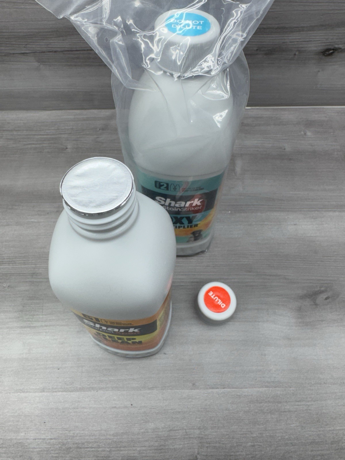 Shark Carpet Expert Deep Clean Pro 12 oz + Oxy Multiplier 16 oz Stain Striker