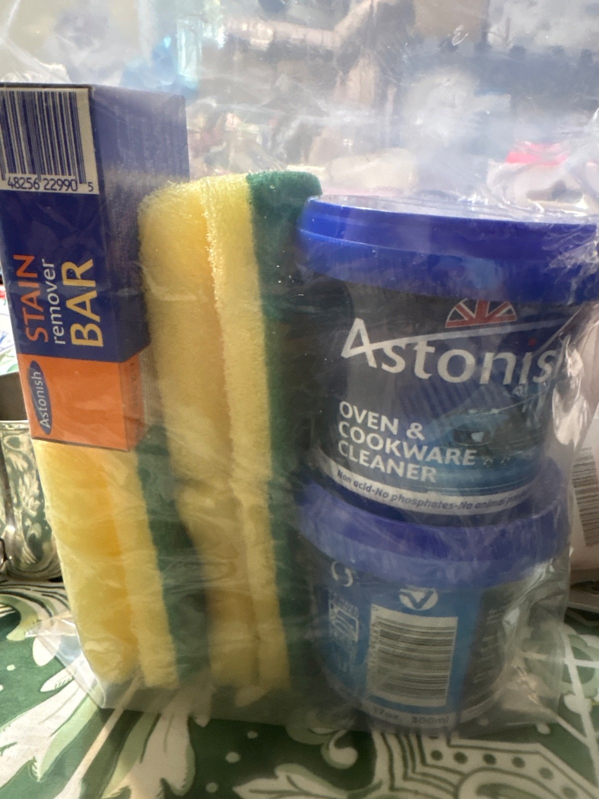 2 New Astonish Oven And Cookware Cleaner 17oz +Stain Remover Bar + Scrubber Set