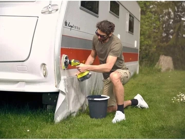 Compact 18V Green Power Scrubber Tool – Perfect for Quick and Efficient Cleaning