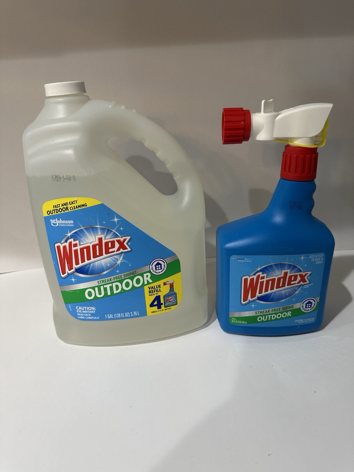 128 oz. Windex Glass Cleaner Refill & 32 oz. Windex Outdoor Sprayer Blue Bottle!