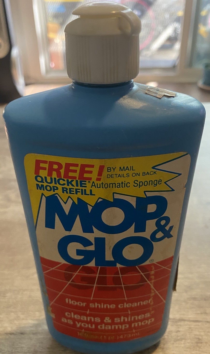 Vintage Mop & Glo Floor Shine Cleaner Movie Prop 1 Quart Bottle 32oz