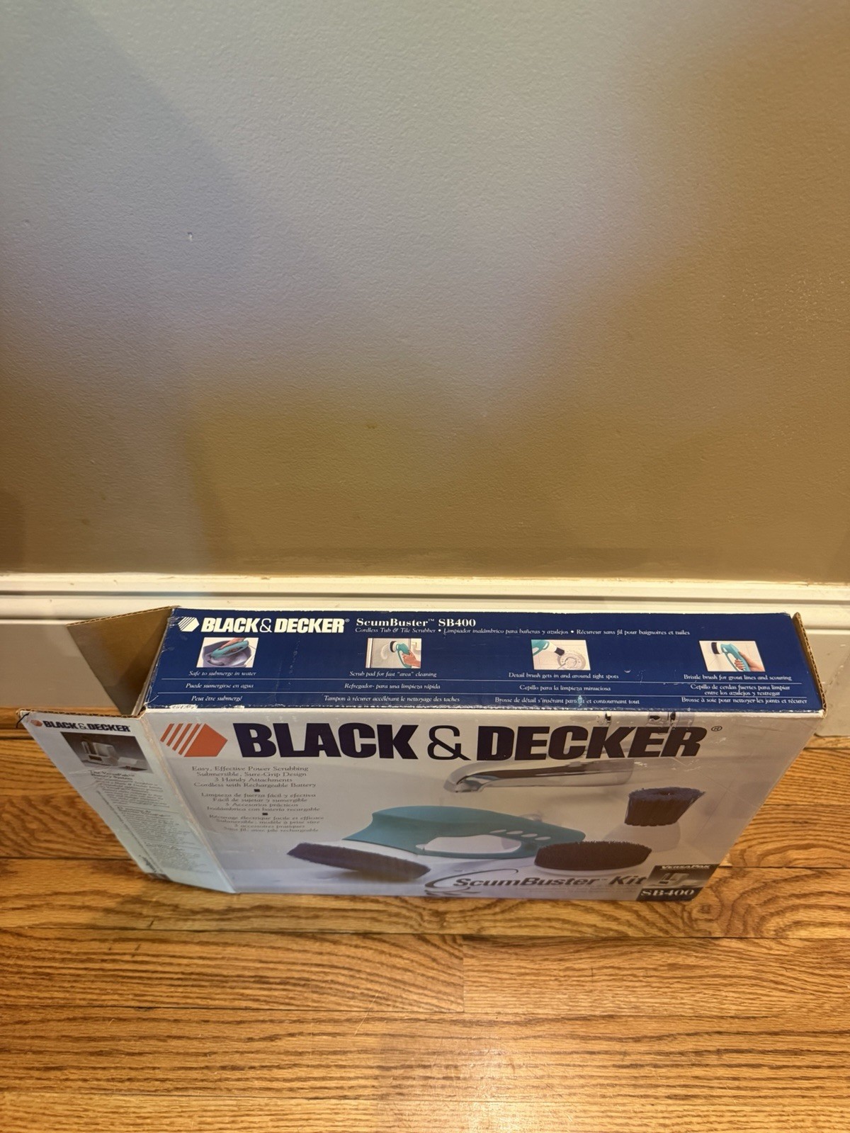 Black and Decker Scum Buster Kit SB400 w/Accessories ScumBuster NEW Open Box