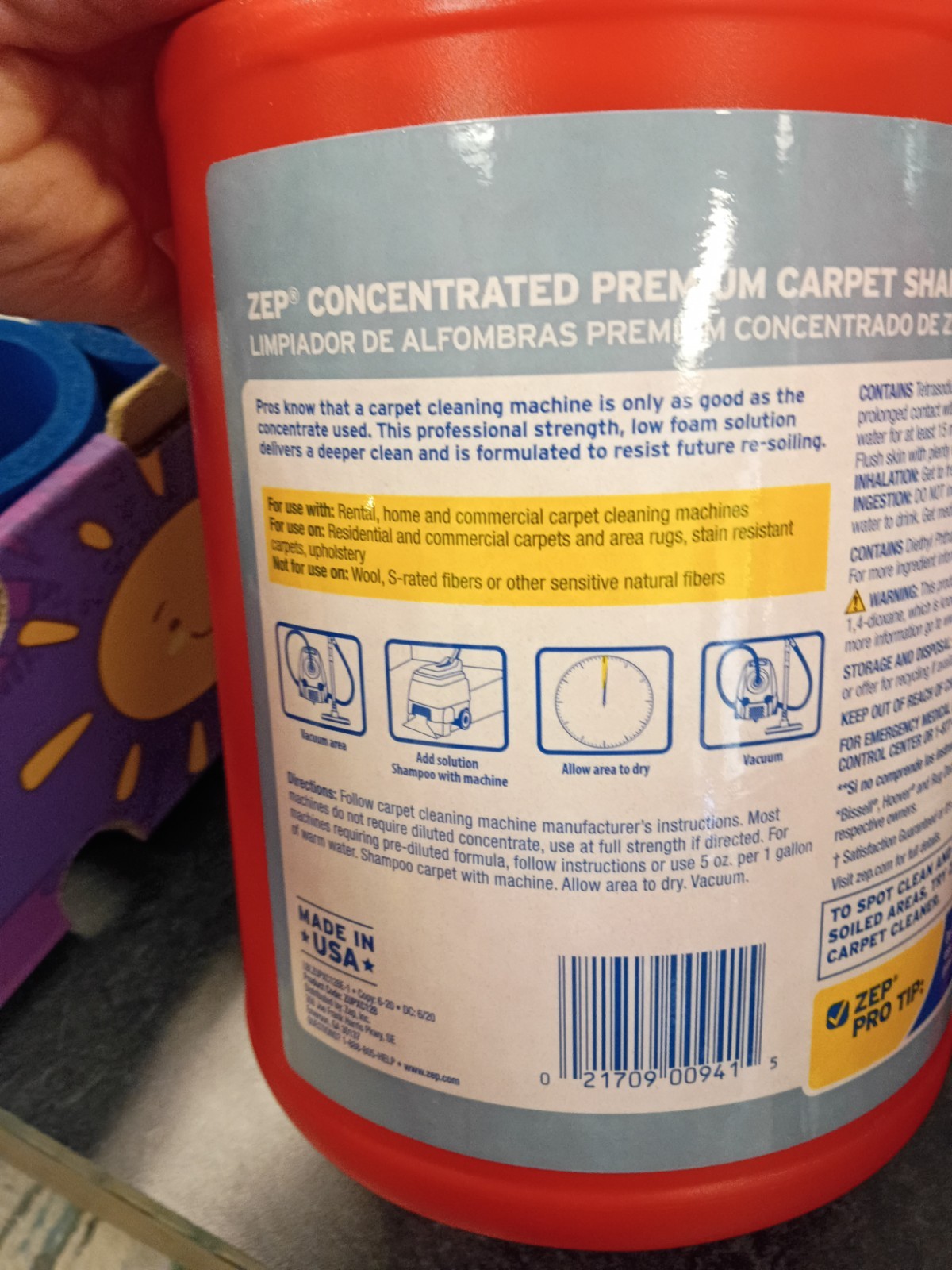 Zep Premium Carpet Cleaner Shampoo – 1 Gallon (Case of 2) ECZUPXC1282