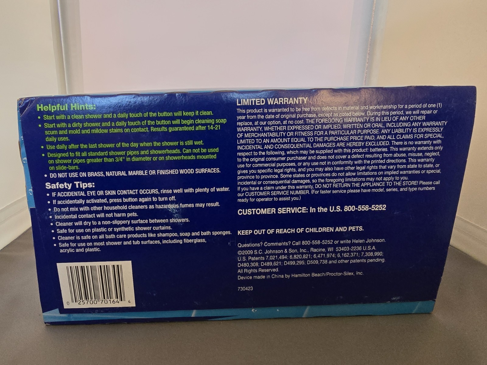 Scrubbing Bubbles NEW Automatic Shower Cleaner And 3 Bottles Of Cleaner. Read!