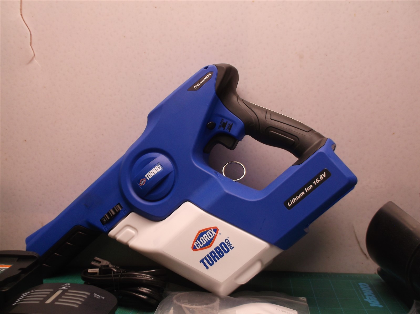 Clorox turbo pro electrostatic sprayer Cordless battery rechargeable Mister mist