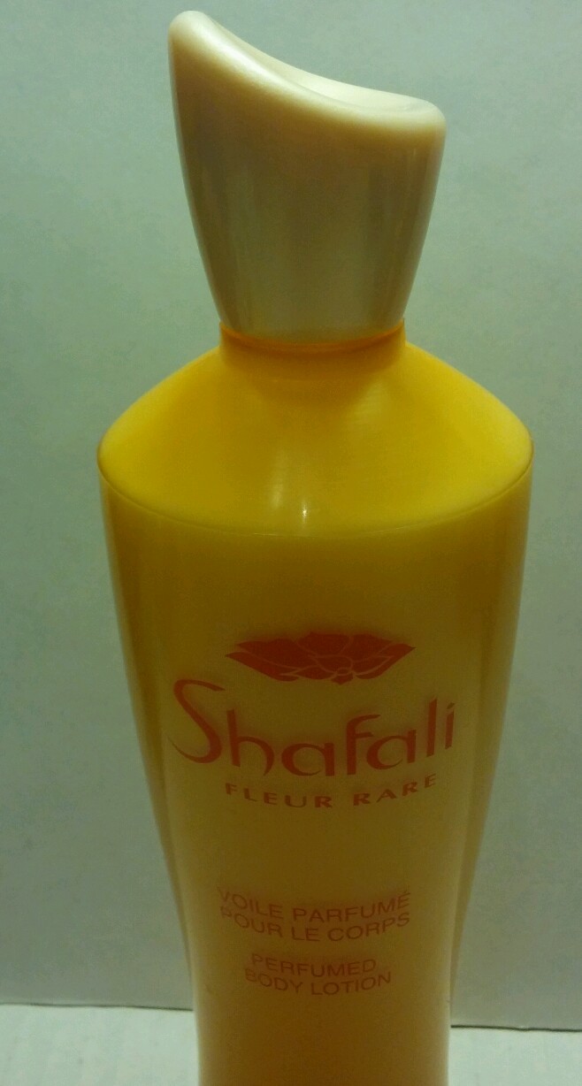 RARE YVES ROCHER SHAFALI FLEUR RARE PERFUMED BODY LOTION 6.7 OZ. 200 ML. NEW BB