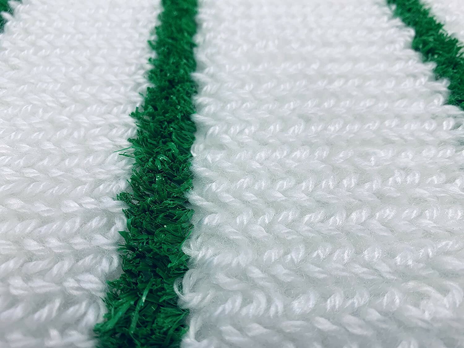 Low-profile synthetic blend carpet bonnet w/scrubber strips 3-pack