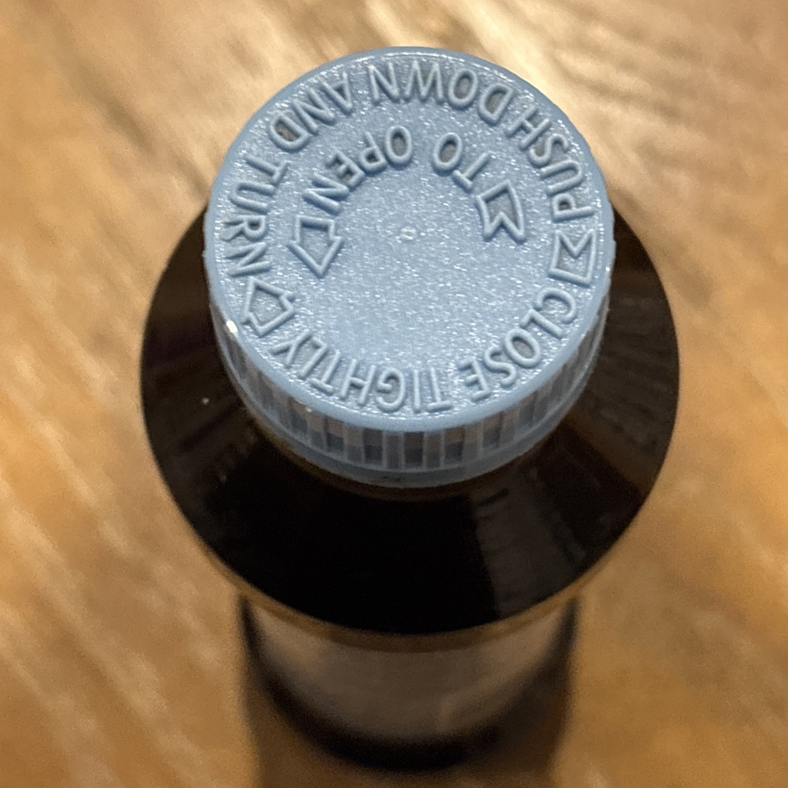 Old English Scratch Cover For Dark Woods 8fl oz 1989 NEW Discontinued