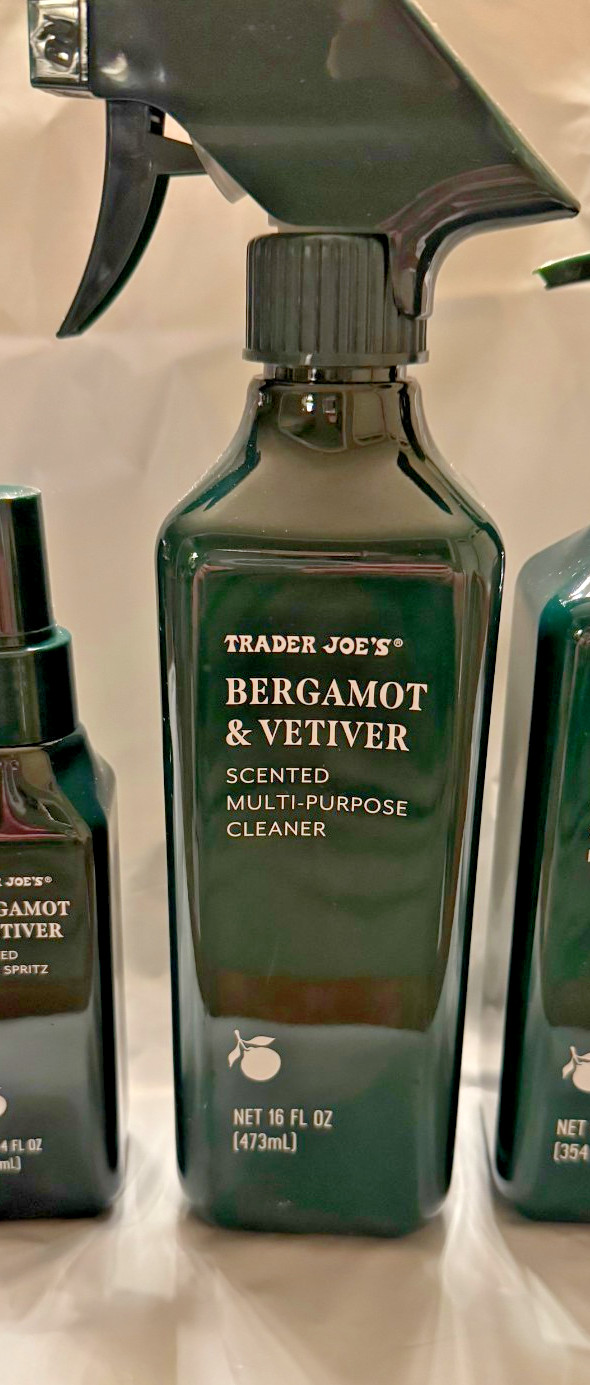 Trader Joe’s BERGAMOT & VETIVER SCENTED MULTI-PURPOSE CLEANER Spray Holiday New