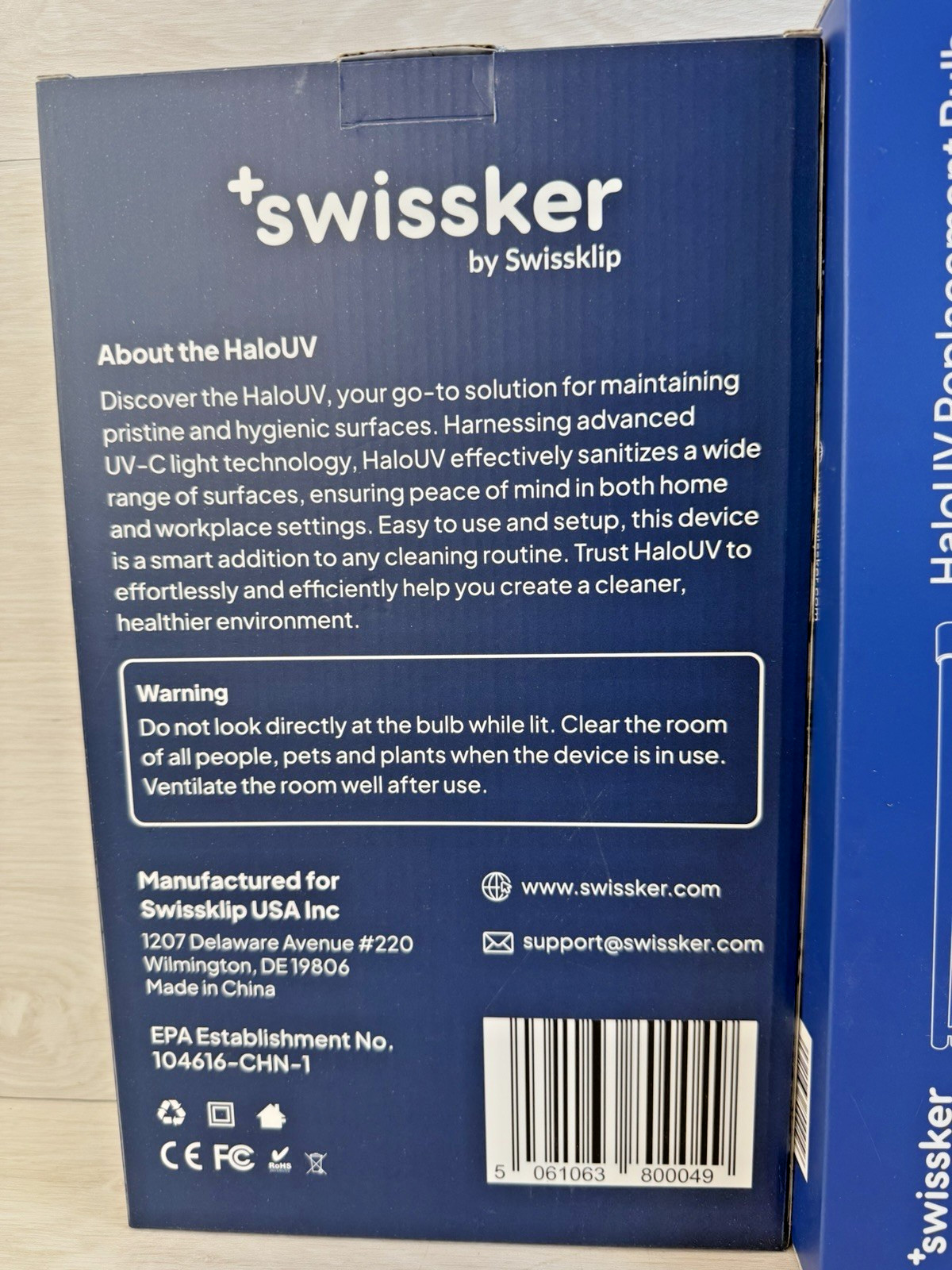 HaloUV Swissker by Swissklip Home Disinfection Device With Remote & Extra Bulb