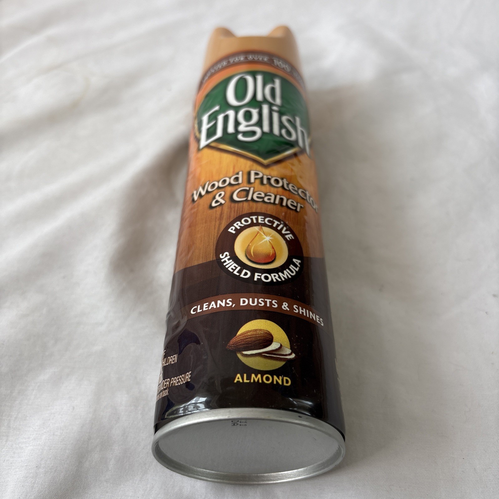 Old English Wood Protector & Cleaner Almond Scent 12.5 oz Dust Shine Polish NEW