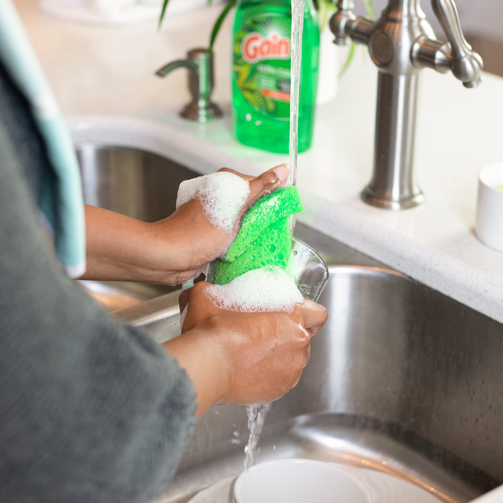 Ultra Dishwashing Liquid Dish Soap Original Scent 90.0 fl oz