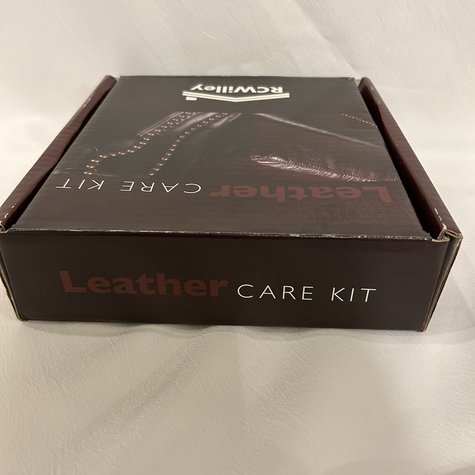 RC Willey Leather Furniture Care & Protection Kit