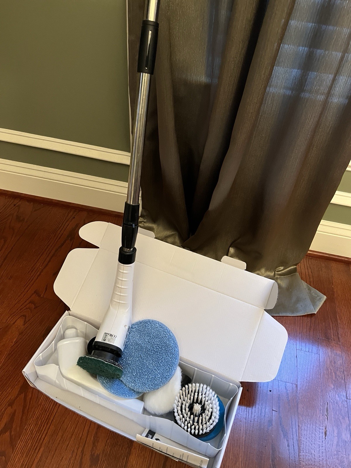 Cordless Electric Bathroom Cleaning Brush with 8 Brush Heads, Waterproof