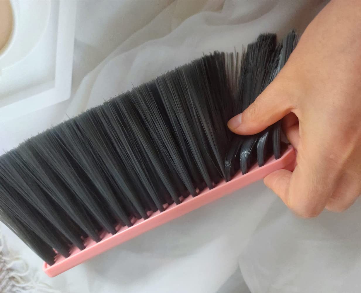 2 Pack Soft Bristle Bed Sheets Sweeping Cleaning Brush with Long Hand, Counte…