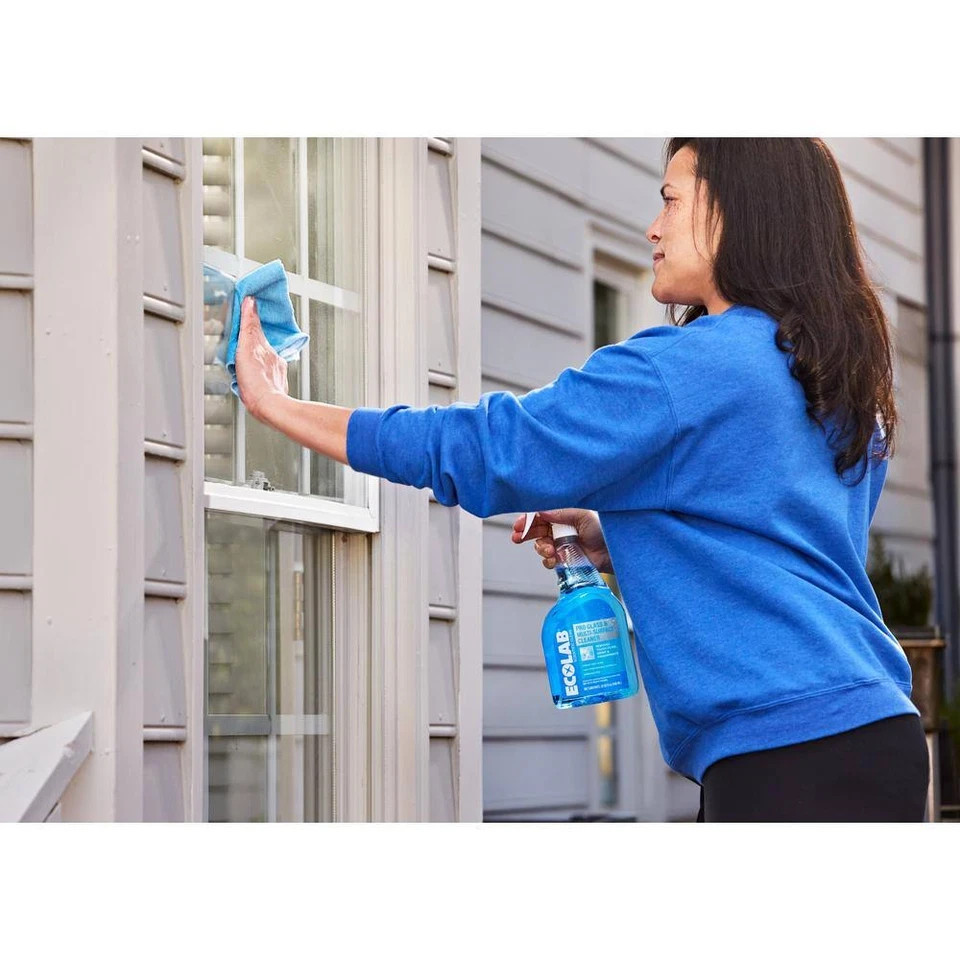 32 Oz. Ammonia-Free Pro Glass Cleaner and Multi-Surface Cleaner Spray Bottle for