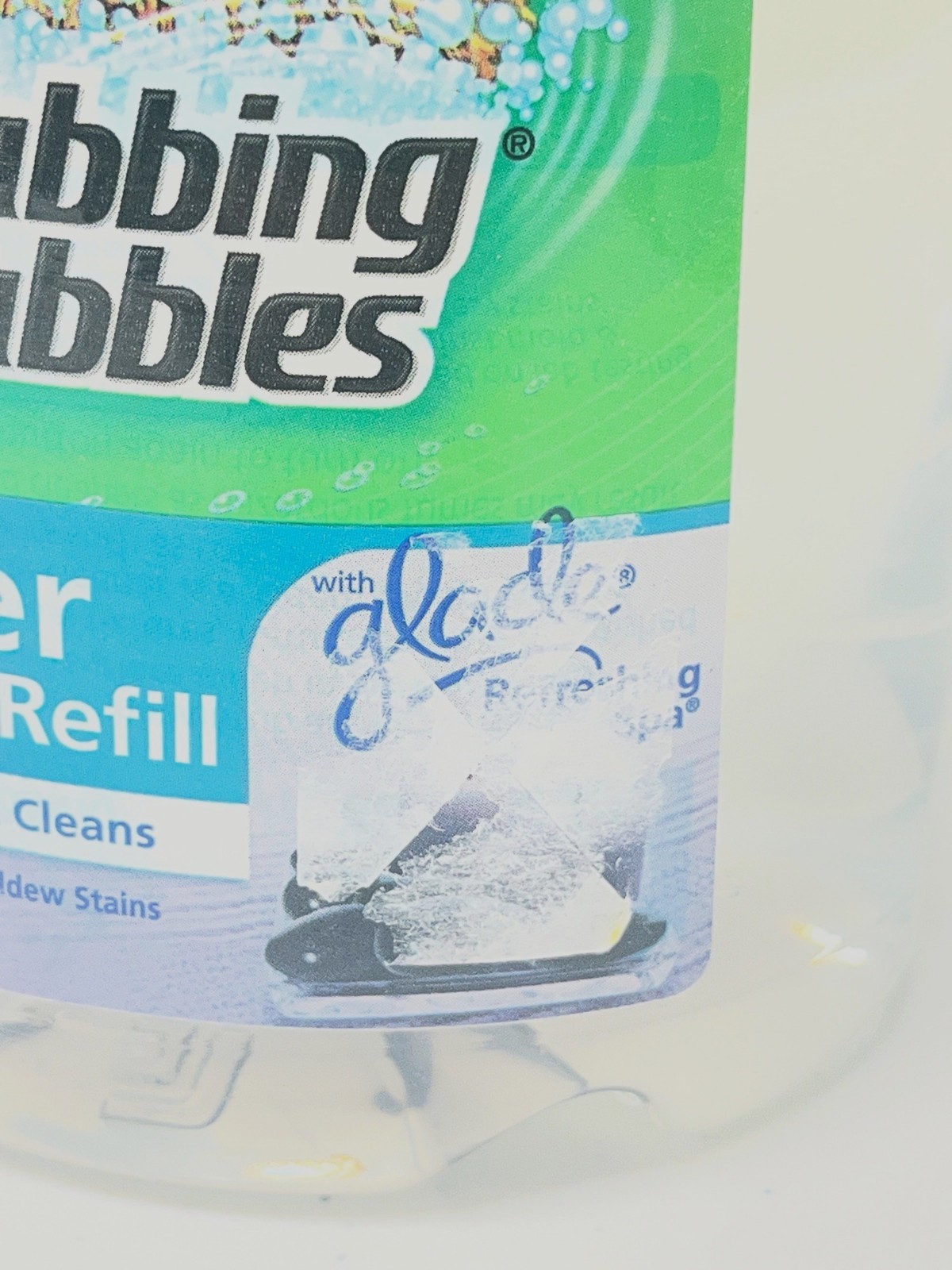 Scrubbing Bubbles Automatic Shower Cleaner Refill 34 oz New Glade Refreshing Spa