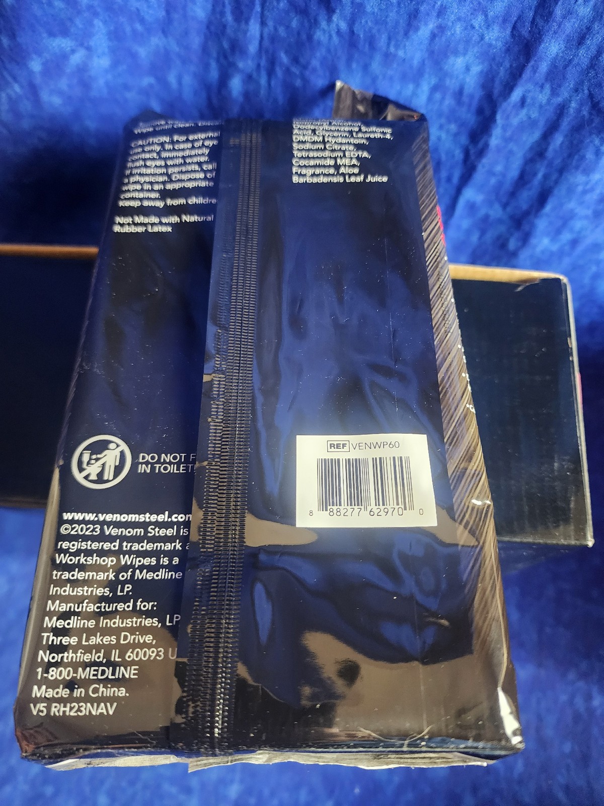 Lot of 4 Venom Steel Workshop Wipes with Scrubbing Beads, VENWP60