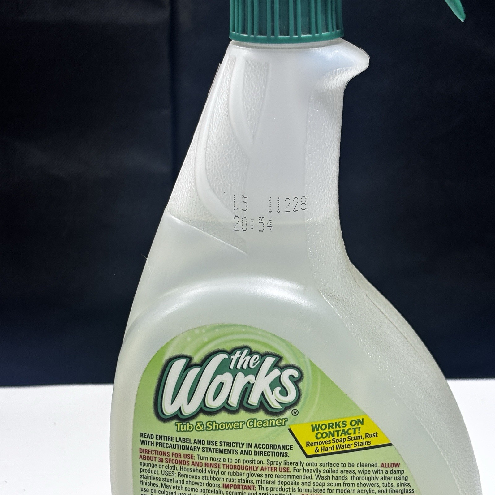 The Works Tub & Shower Cleaner Spray 32 oz 1 Bottle Discontinued NOS
