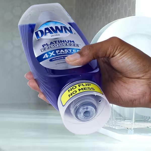 Dawn Platinum Ez-Squeeze 24.3 oz. Fresh Rain Scent Dish Soap no flip, no mess