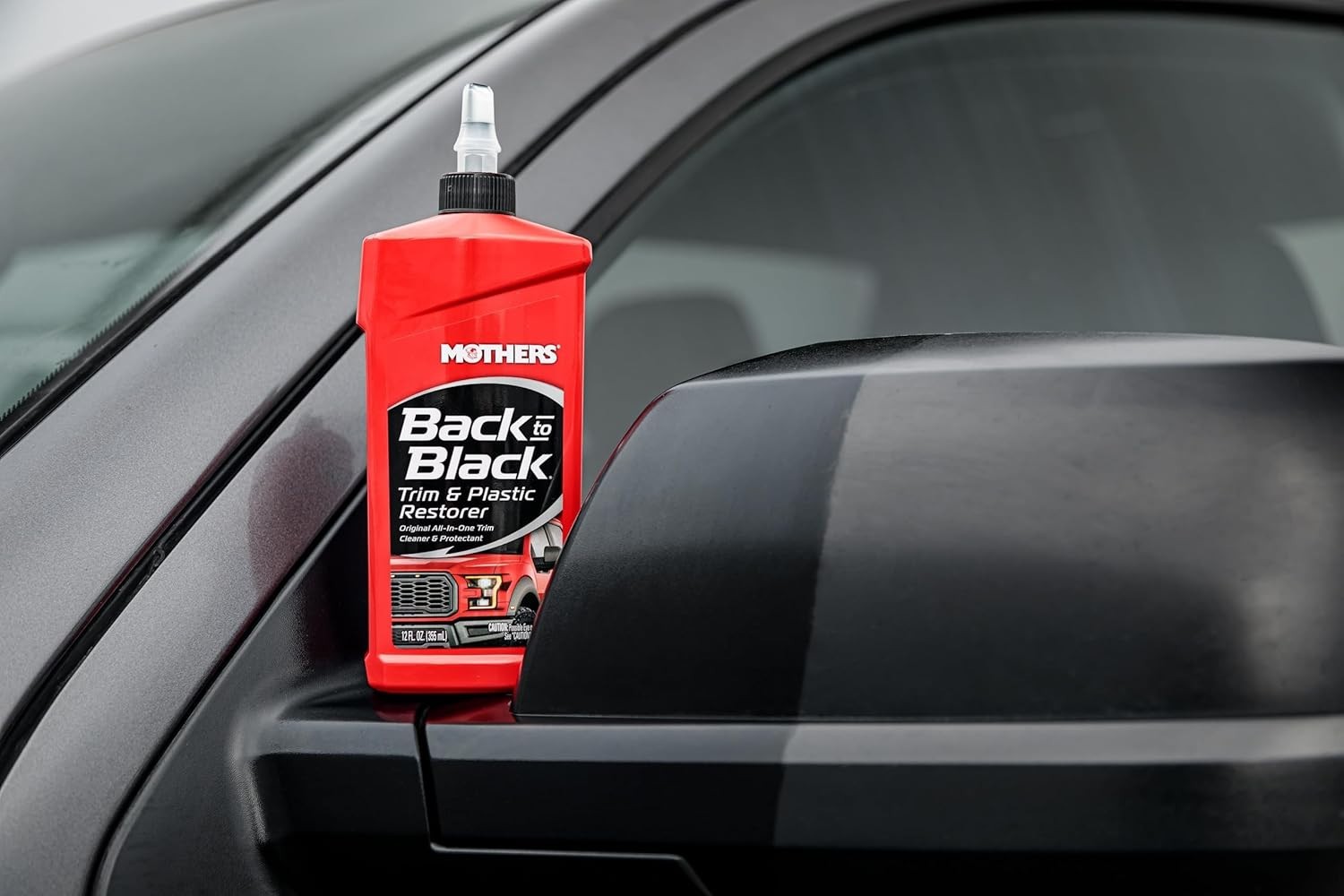 MOTHERS 06112 Back To Black Trim And Plastic Restorer – Rubber & Vinyl – 12 Oz