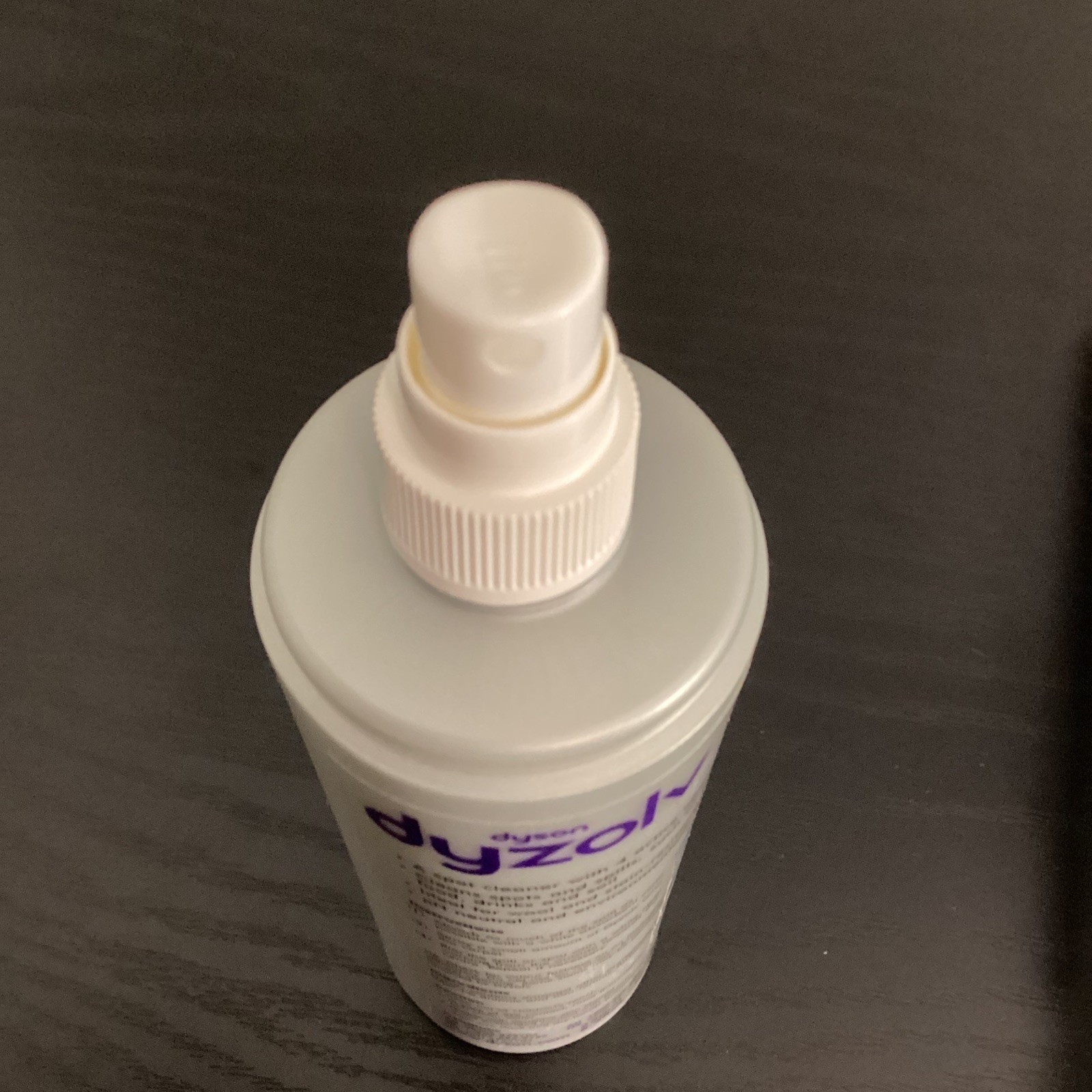 Dyson Dyzolv Spot Cleaner 8.5 oz Bottle For Carpets And Rugs Wool Safe 2001 New!