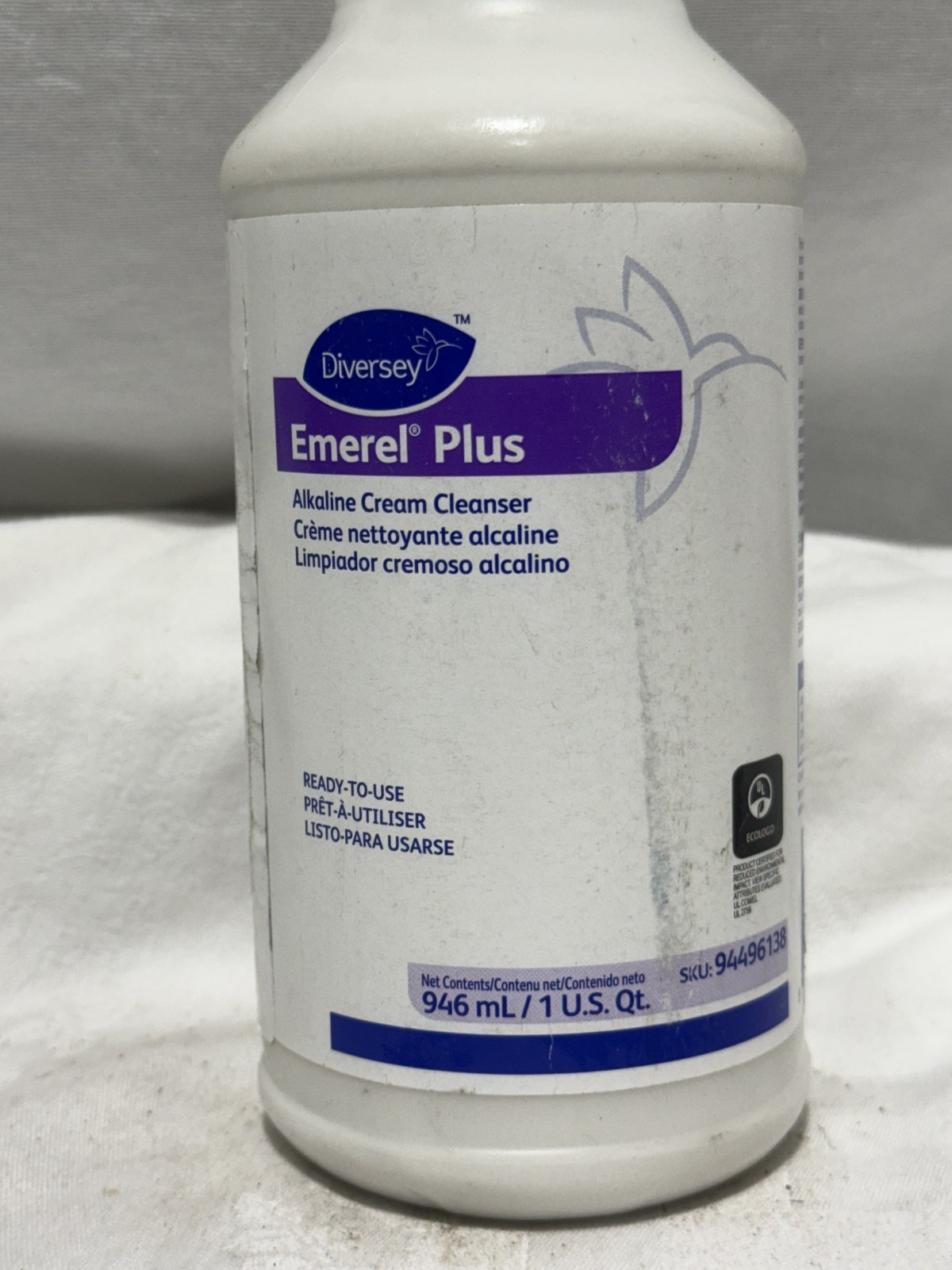 3 PACK – Diversey Emerel Multi-Surface Creme Cleanser, Fresh Scent, 32 Oz Bottle