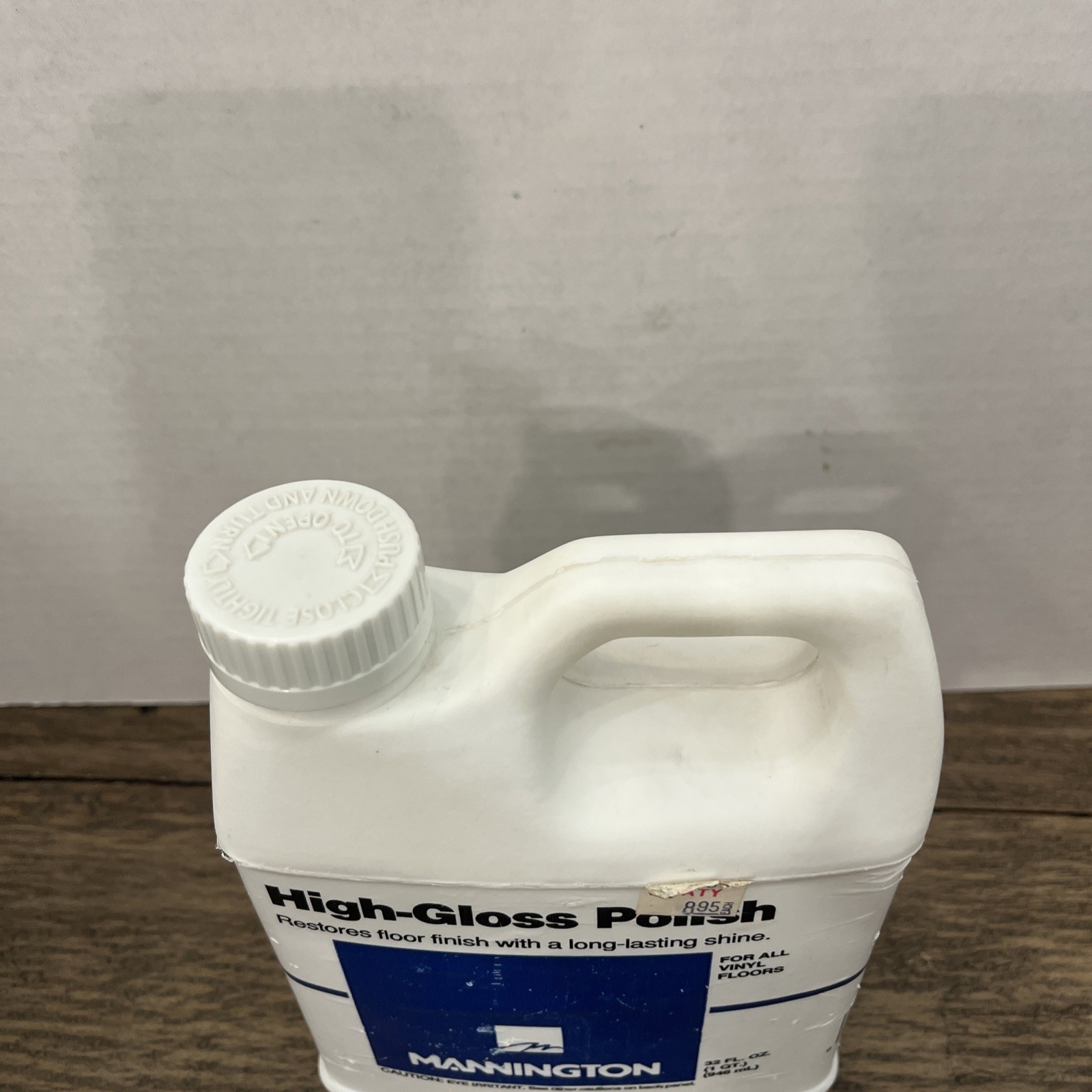 NEW Mannington High Gloss Polish Floor Care Vinyl Floors 32oz 1 Qt Discontinued