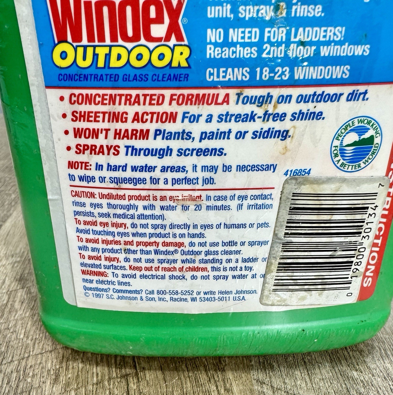Windex Outdoor Concentrated Glass Cleaner 32oz + Refill Safe on Plants 1997 2Pk