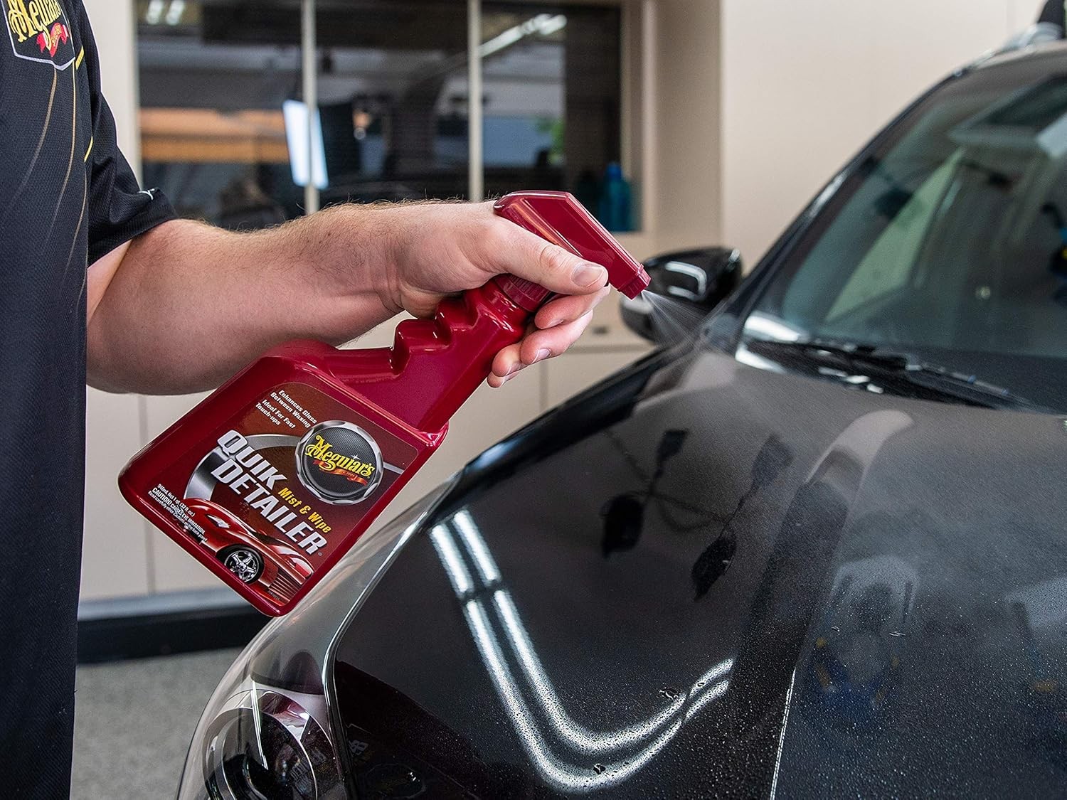 Quik Detailer, Mist & Wipe Car Detailing Spray, Clear Light 32 Fl Oz (Pack of 1)