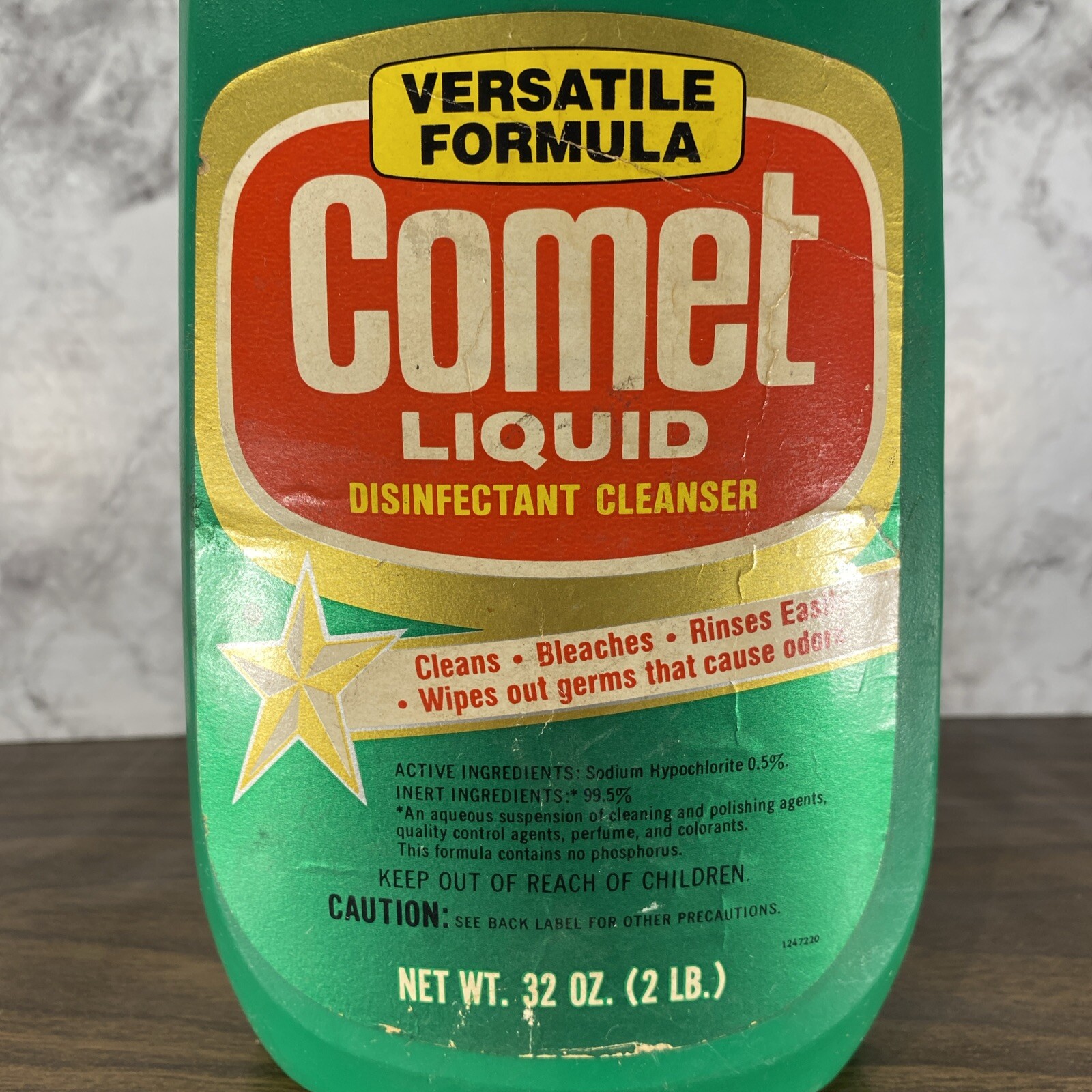 VTG COMET Liquid Cleaner In Green Plastic Bottle RARE 32oz (2lb) Half Full